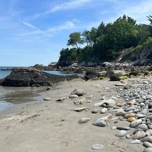 Meet your Posher, Mikella